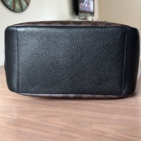 NWT $478 Coach NWT Pennie Shoulder/Crossbody Bag in Signature Canvas - Picture 9 of 14